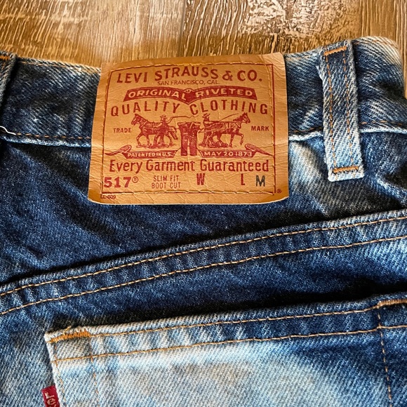 Levi’s upcycled denim shorts “the laundry room” - Picture 7 of 7